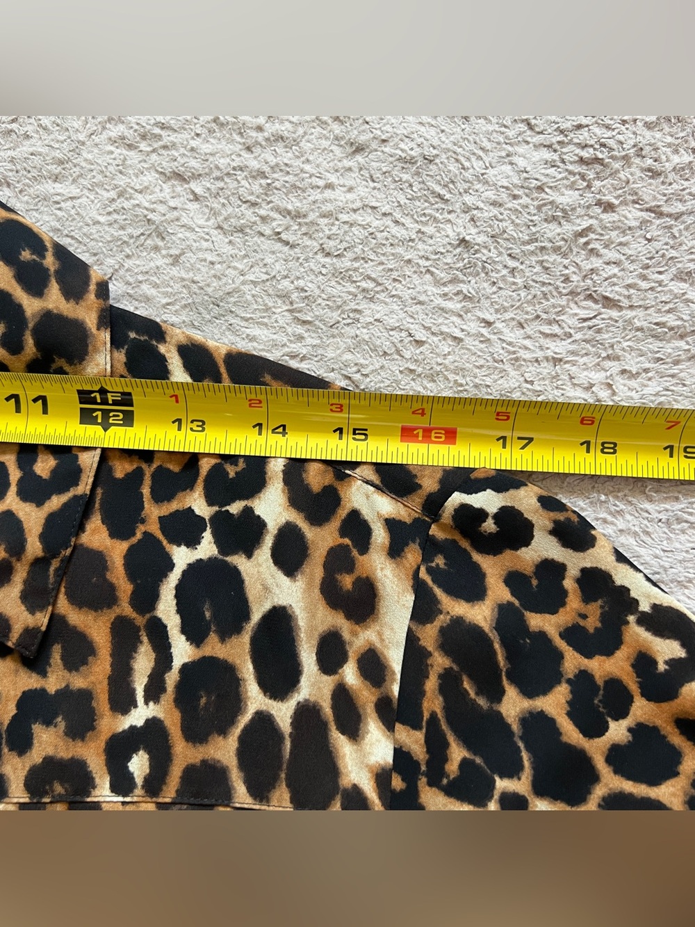 Express Portofino Shirt Leopard Cheetah Animal Print Old Money Safari Chic Sz L - Picture 4 of 8